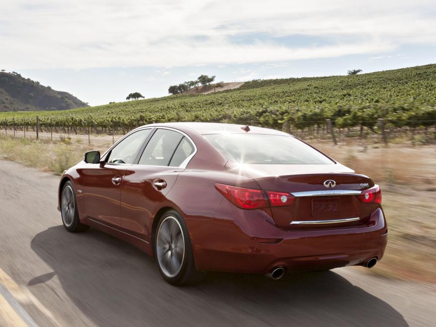  Infiniti Q50 S Hybrid 2013 года  (фото 11 из 16)